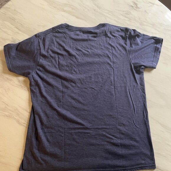 Distressed Superman T-Shirt - Adult Size Medium - Picture 6 of 7